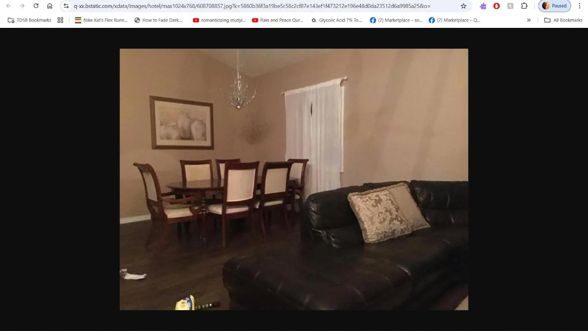 Main Floor Room 4, 22 Minute From Airport Edmonton